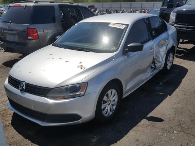 3VW2K7AJ1BM336627 - 2011 VOLKSWAGEN JETTA BASE 灰色 照片 2