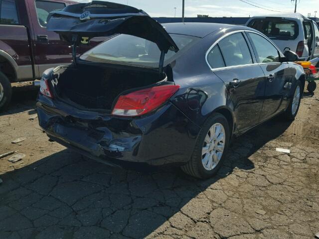 2G4GR5ER5C9136512 - 2012 BUICK REGAL BLUE photo 4