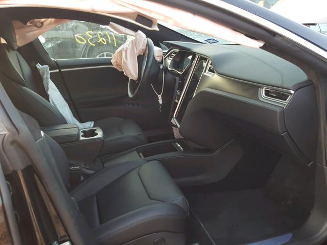 5YJSA1E4XHF215728 - 2017 TESLA MODEL S Սև լուսանկար 5