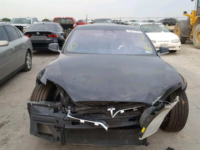 5YJSA1E4XHF215728 - 2017 TESLA MODEL S Սև լուսանկար 9