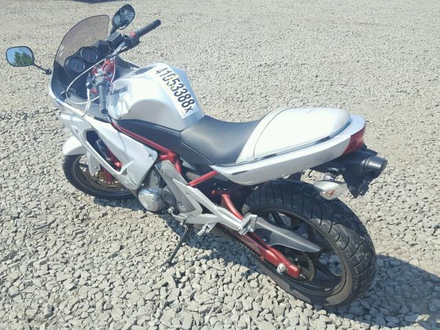 JKAEXEA156A011403 - 2006 KAWASAKI EX650 A6F 银色 照片 3