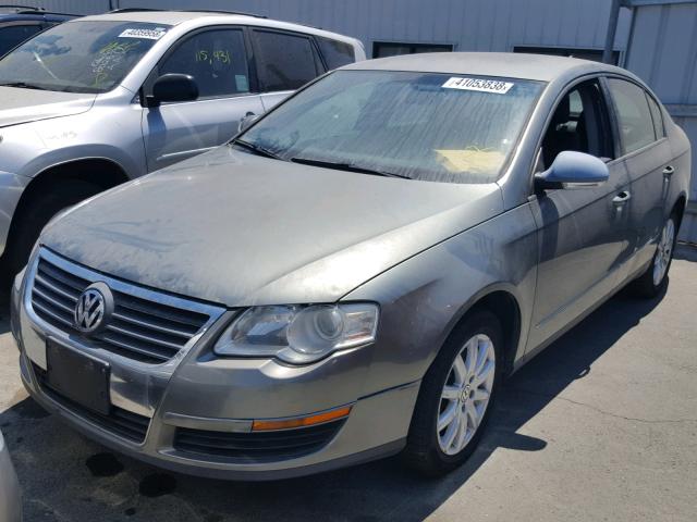 WVWAK73C56P047084 - 2006 VOLKSWAGEN PASSAT 2.0 SILVER photo 2