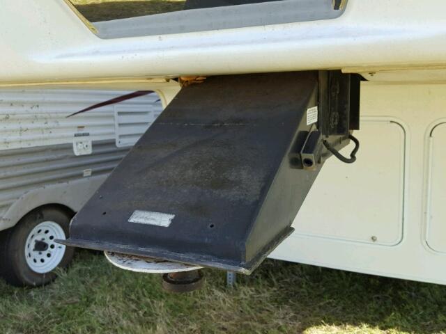 4YDF3402494700424 - 2009 KEYSTONE MONTANA WHITE photo 7