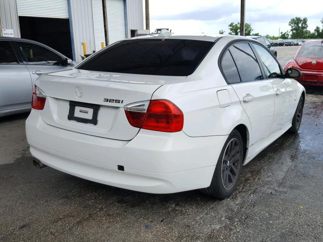 WBAVB17526NK39128 - 2006 BMW 325 I AUTO WHITE photo 4