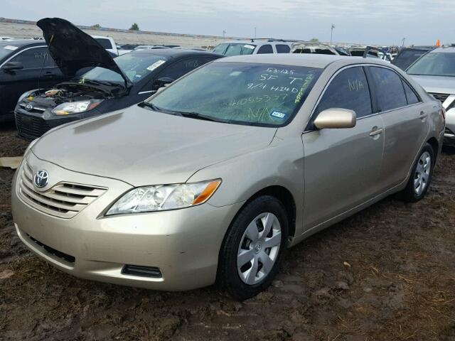 4T1BE46K47U114110 - 2007 TOYOTA CAMRY NEW GOLD photo 2