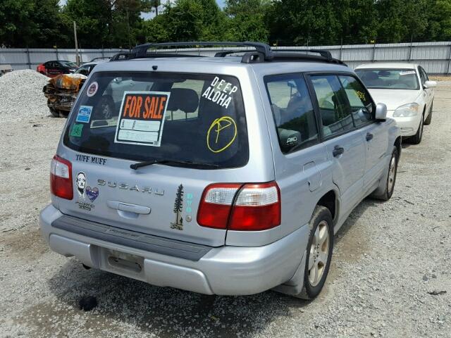 JF1SF65632H746847 - 2002 SUBARU FORESTER S 银色 照片 4