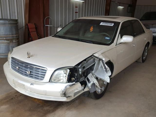 1G6KD54YX2U207083 - 2002 CADILLAC DEVILLE WHITE photo 2