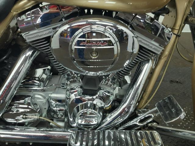 1HD1PGE1X3Y953930 - 2003 HARLEY-DAVIDSON FLHRSEI1 GOLD photo 5