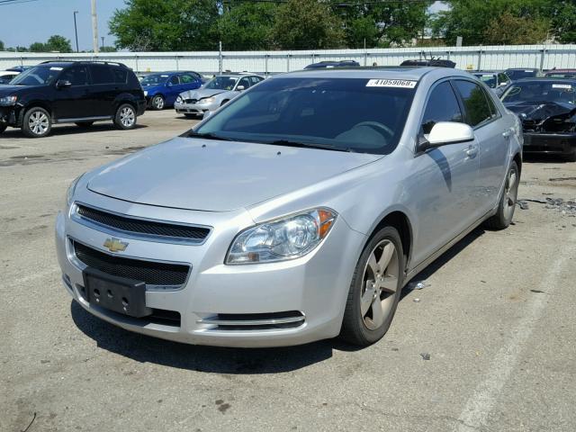 1G1ZC5E10BF268701 - 2011 CHEVROLET MALIBU 1LT ვერცხლისფერი ფოტო 2