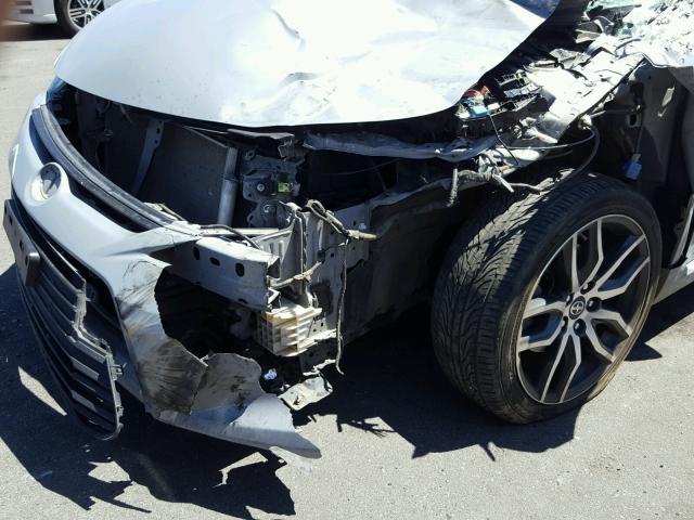 JTKJF5C77E3077116 - 2014 TOYOTA SCION TC GRAY photo 9