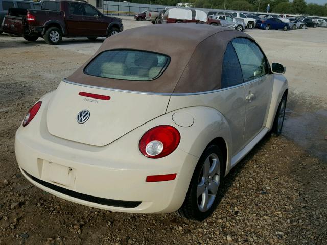 3VWSG31Y96M315781 - 2006 VOLKSWAGEN NEW BEETLE 米色 照片 4
