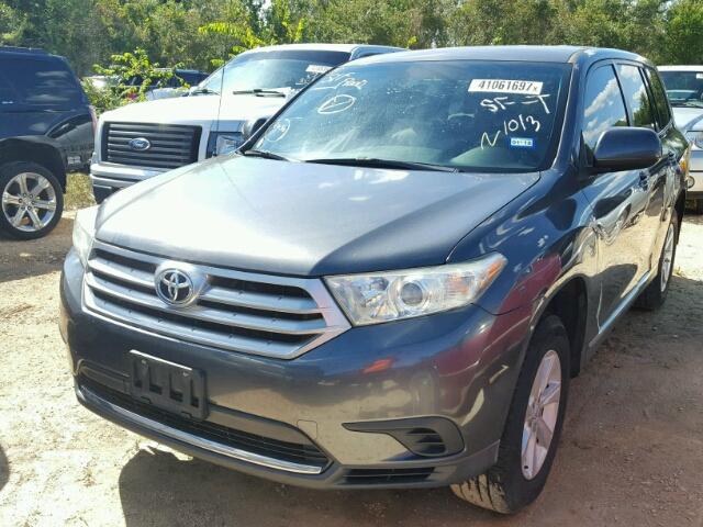 5TDZK3EHXBS038109 - 2011 TOYOTA HIGHLANDER GRAY photo 2