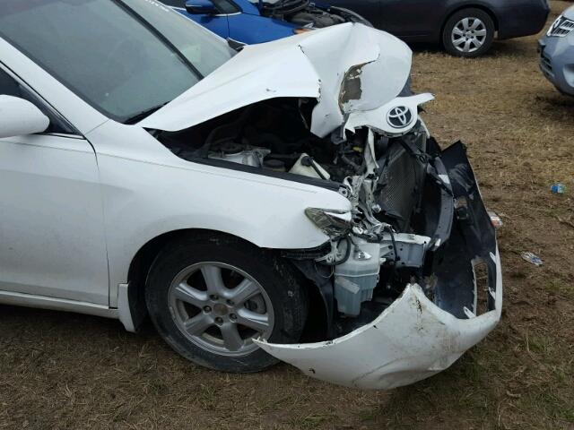 4T1BK46K89U583311 - 2009 TOYOTA CAMRY SE WHITE photo 9