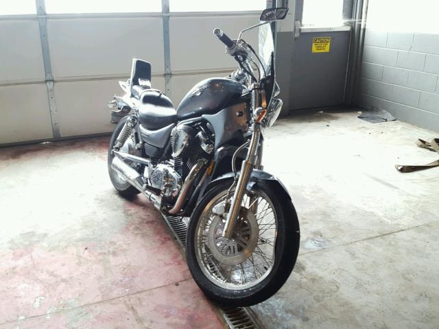 JS1VS52A952100557 - 2005 SUZUKI VS800 GLP GRAY photo 1