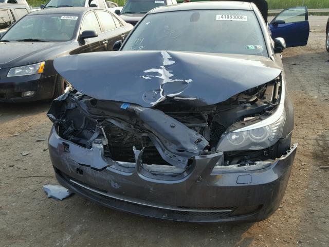 WBANV1C59AC158662 - 2010 BMW 528 XI GRAY photo 7
