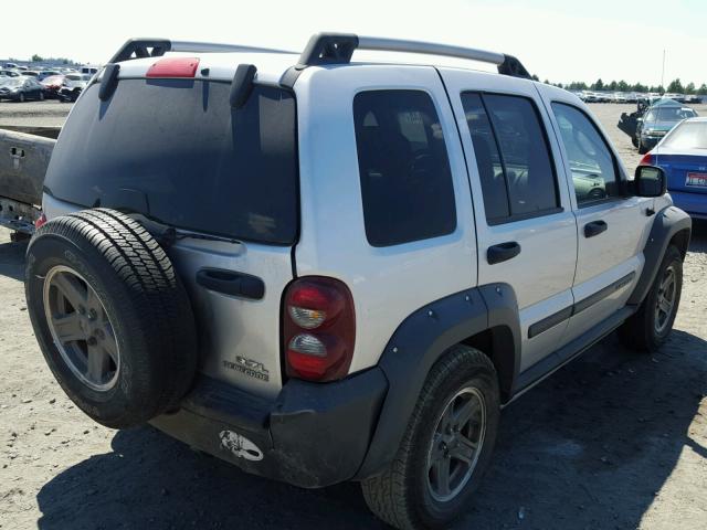 1J4GL38K45W606946 - 2005 JEEP LIBERTY RE SILVER photo 4