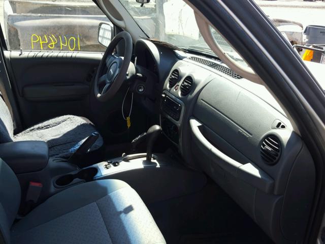 1J4GL38K45W606946 - 2005 JEEP LIBERTY RE SILVER photo 5