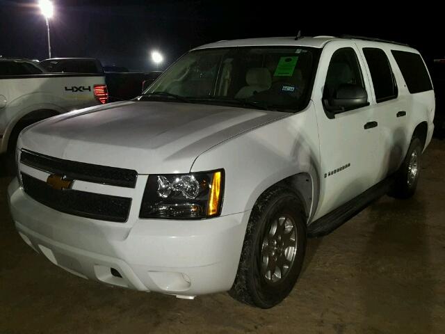 1GNFC16017R173795 - 2007 CHEVROLET SUBURBAN C WHITE photo 2