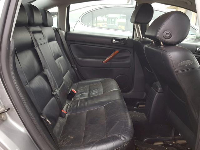 WVWRH63B63P264996 - 2003 VOLKSWAGEN PASSAT GLX 灰色 照片 6