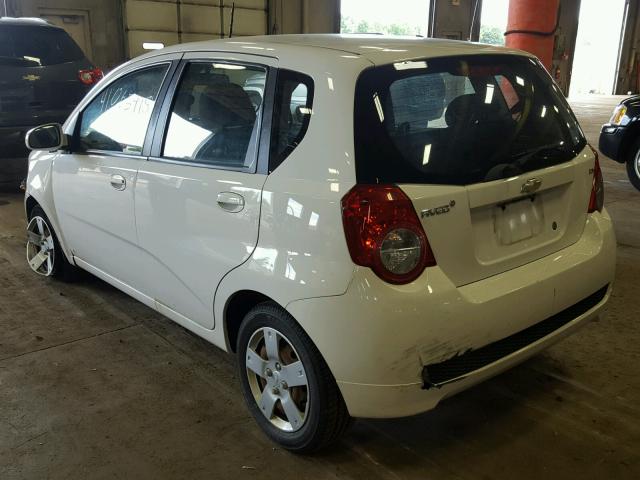 KL1TD66E89B646645 - 2009 CHEVROLET AVEO LS WHITE photo 3