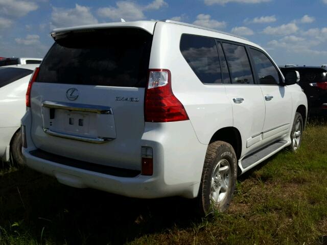 JTJBM7FX3C5040782 - 2012 LEXUS GX WHITE photo 4