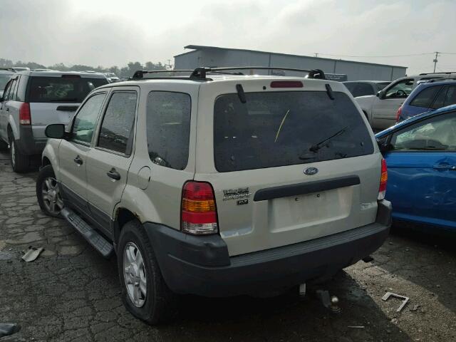 1FMYU93113KA09326 - 2003 FORD ESCAPE XLT GREEN photo 3