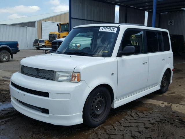 JTLKT334964048795 - 2006 TOYOTA SCION XB თეთრი ფოტო 2