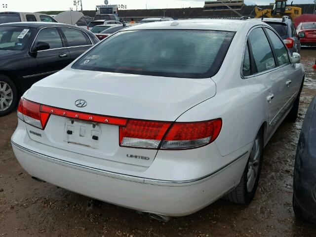 KMHFC46F27A233995 - 2007 HYUNDAI AZERA WHITE photo 4