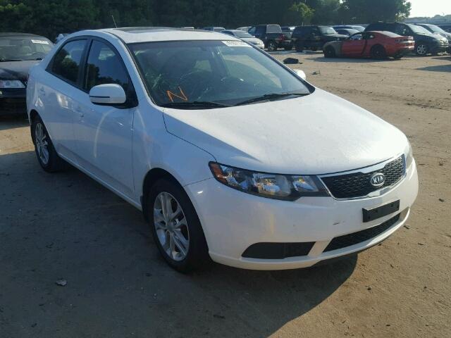 KNAFU4A24B5399729 - 2011 KIA FORTE WHITE photo 1