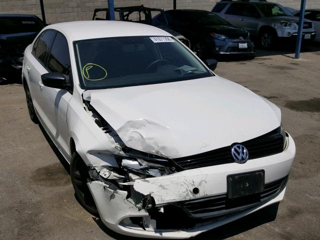 3VW1K7AJ7BM326972 - 2011 VOLKSWAGEN JETTA BASE Սպիտակ լուսանկար 1