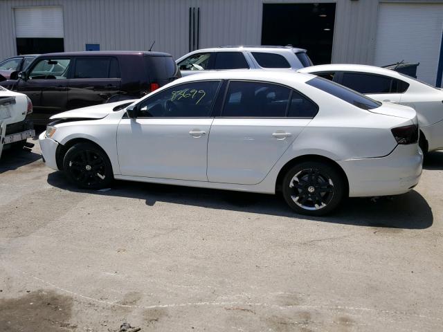 3VW1K7AJ7BM326972 - 2011 VOLKSWAGEN JETTA BASE Սպիտակ լուսանկար 9