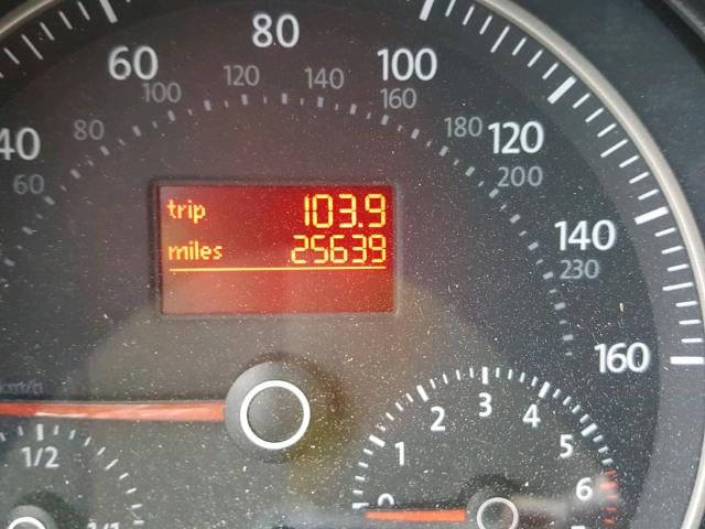 3VWPW3AG7AM003113 - 2010 VOLKSWAGEN NEW BEETLE 黑色 照片 8