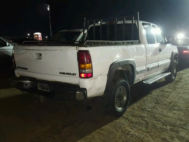 1GCHK29162E194382 - 2002 CHEVROLET SILVERADO WHITE photo 4