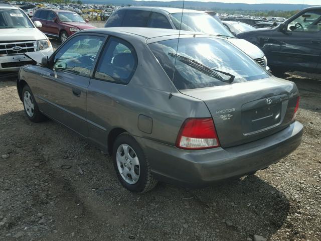 KMHCG35C01U153786 - 2001 HYUNDAI ACCENT GS GRAY photo 3