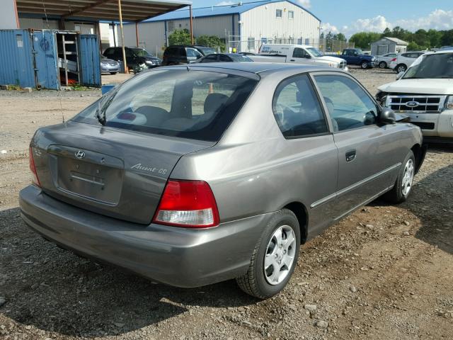 KMHCG35C01U153786 - 2001 HYUNDAI ACCENT GS GRAY photo 4