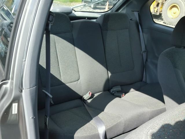 KMHCG35C01U153786 - 2001 HYUNDAI ACCENT GS GRAY photo 6