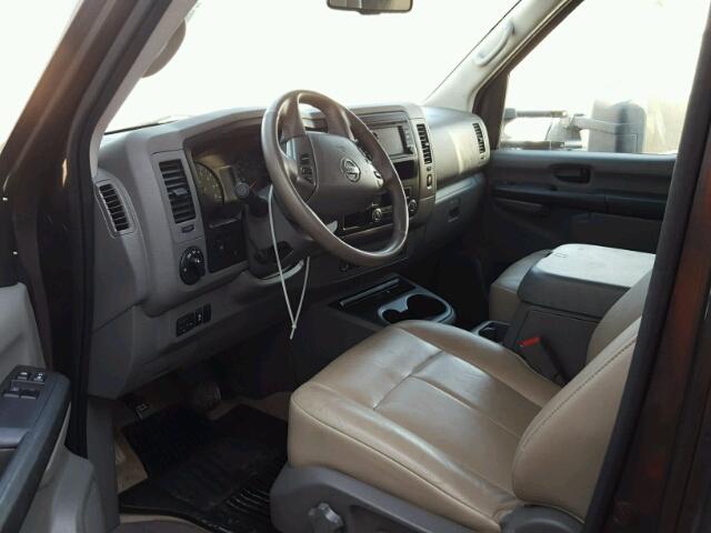 5BZAF0AA0GN851027 - 2016 NISSAN NV 3500 BROWN photo 5