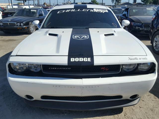 2C3CDYAG7EH214728 - 2014 DODGE CHALLENGER WHITE photo 9