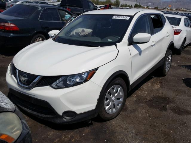 JN1BJ1CP9JW155197 - 2018 NISSAN ROGUE SPOR WHITE photo 2