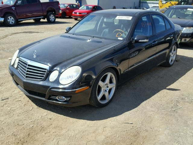 WDBUF72XX8B206573 - 2008 MERCEDES-BENZ E 550 BLACK photo 2