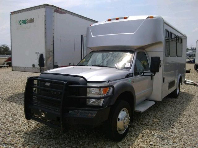 1FDGF5HT0BEC26372 - 2011 FORD F550 SUPER Stříbrná fotografie 2