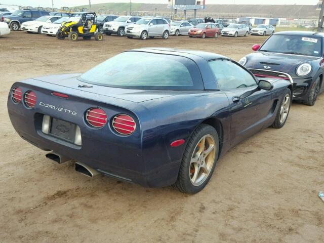 1G1YY22G915114982 - 2001 CHEVROLET CORVETTE BLUE photo 4