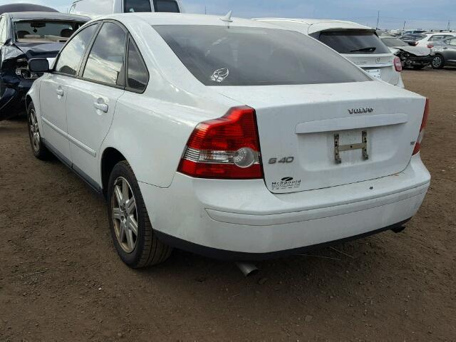 YV1MS682842017976 - 2004 VOLVO S40 T5 WHITE photo 3