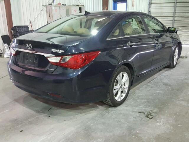 5NPEC4AC2CH290424 - 2012 HYUNDAI SONATA SE შავი ფოტო 4