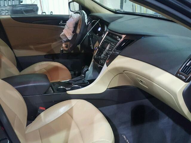 5NPEC4AC2CH290424 - 2012 HYUNDAI SONATA SE შავი ფოტო 5