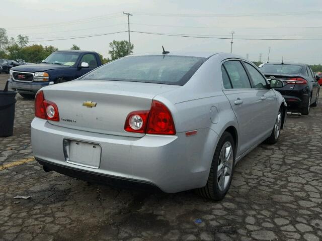 1G1ZC5EB8AF130041 - 2010 CHEVROLET MALIBU 1LT 银色 照片 4