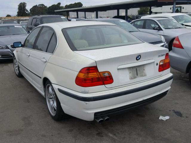 WBAEV53472KM23682 - 2002 BMW 330 I WHITE photo 3