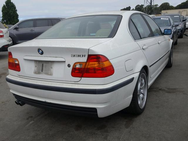 WBAEV53472KM23682 - 2002 BMW 330 I WHITE photo 4