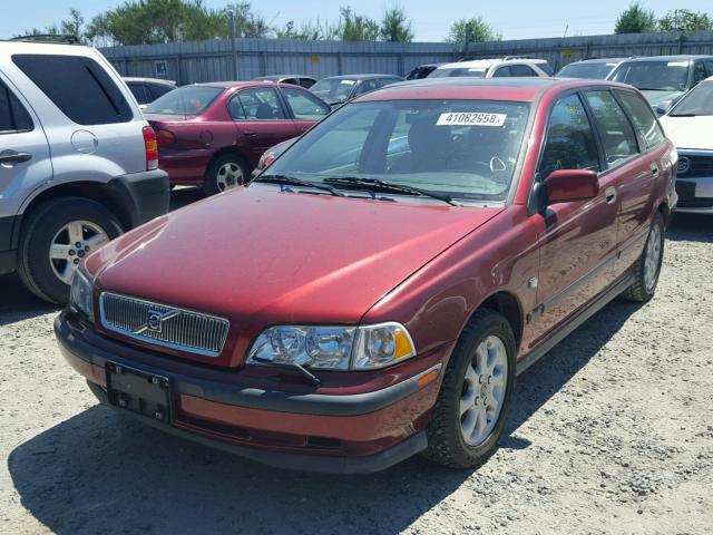 YV1VW2551YF487197 - 2000 VOLVO V40 RED photo 2