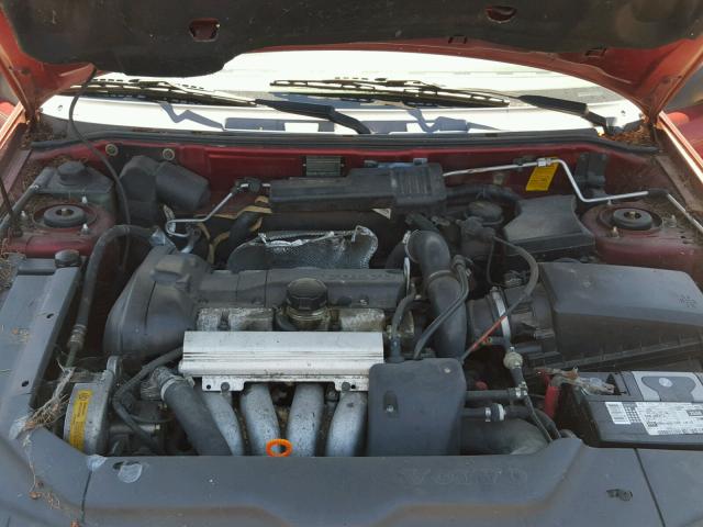 YV1VW2551YF487197 - 2000 VOLVO V40 Czerwony zdjęcie 7